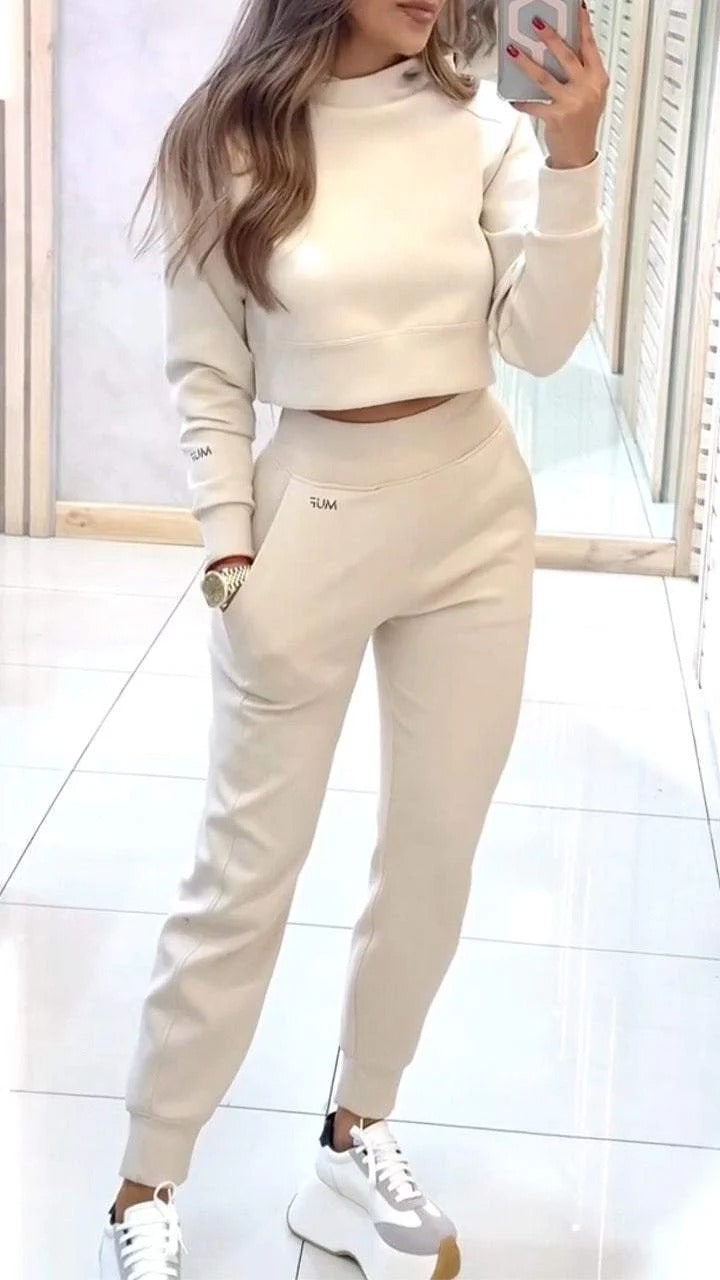 Ensemble Sport Chic à Col Montant et Pantalon Ajusté