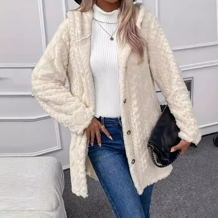 Manteau Long à Boutons et Capuche