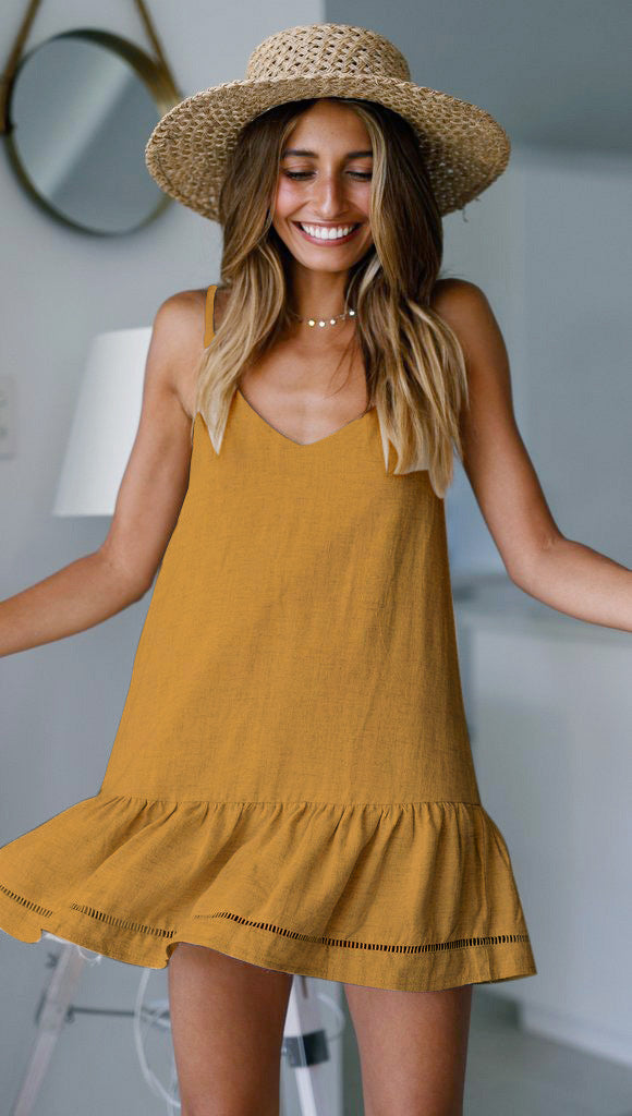 Robe découpée avec ourle