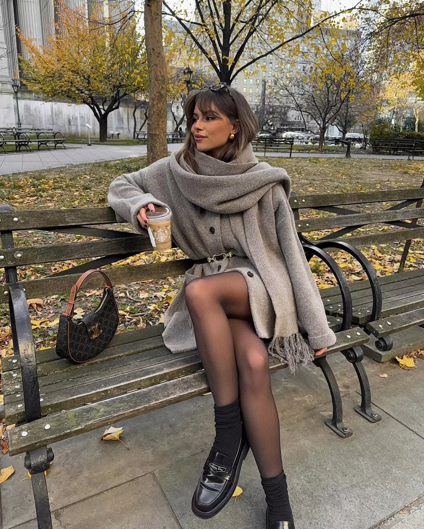 Manteau Midi en Laine Tricotée avec Cape et Écharpe