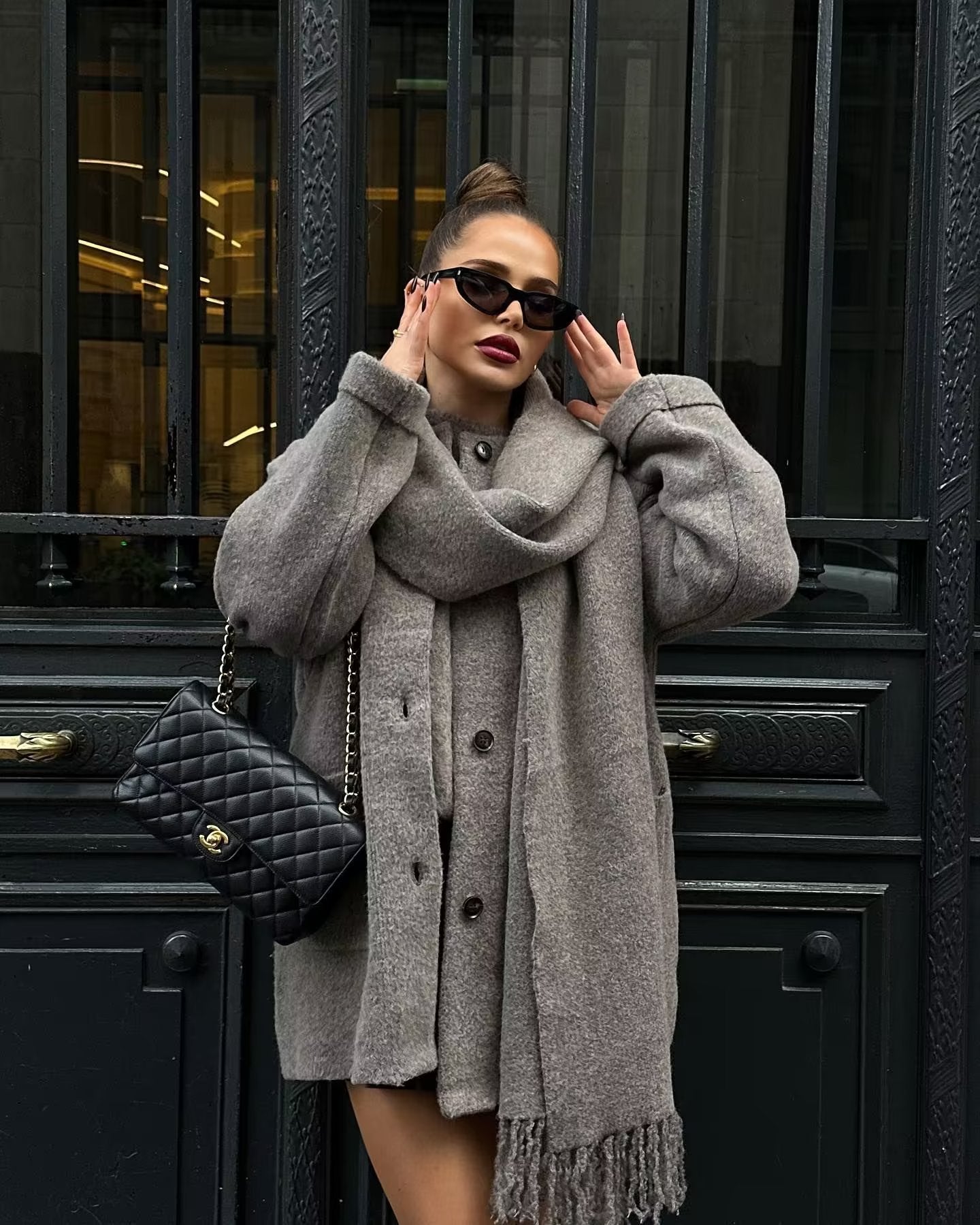 Manteau Midi en Laine Tricotée avec Cape et Écharpe