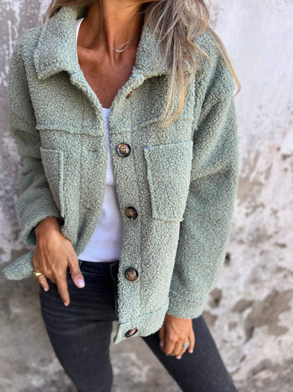 Manteau femme en laine d'agneau à col revers