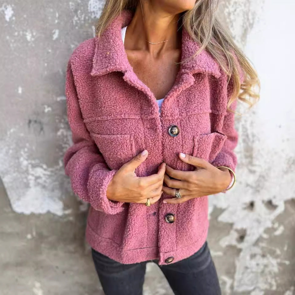 Manteau femme en laine d'agneau à col revers