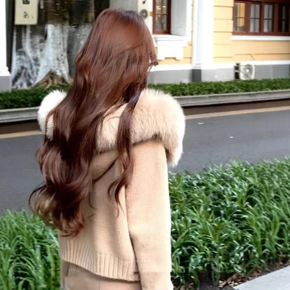 Cardigan Élégant à Capuche et Col Fourrure